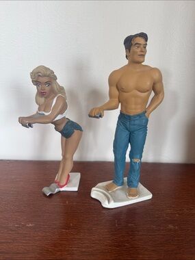 GANZ Retro Pin-Up Male & Female Figurines beer can holders